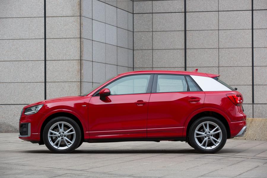  Audi Q2 TFSI S-Line 2017 года  (JP) (фото 11 из 14)